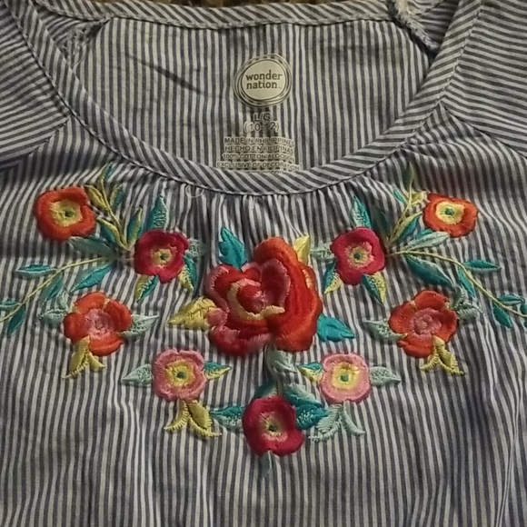 Matching spring outfit - Picture 3 of 4